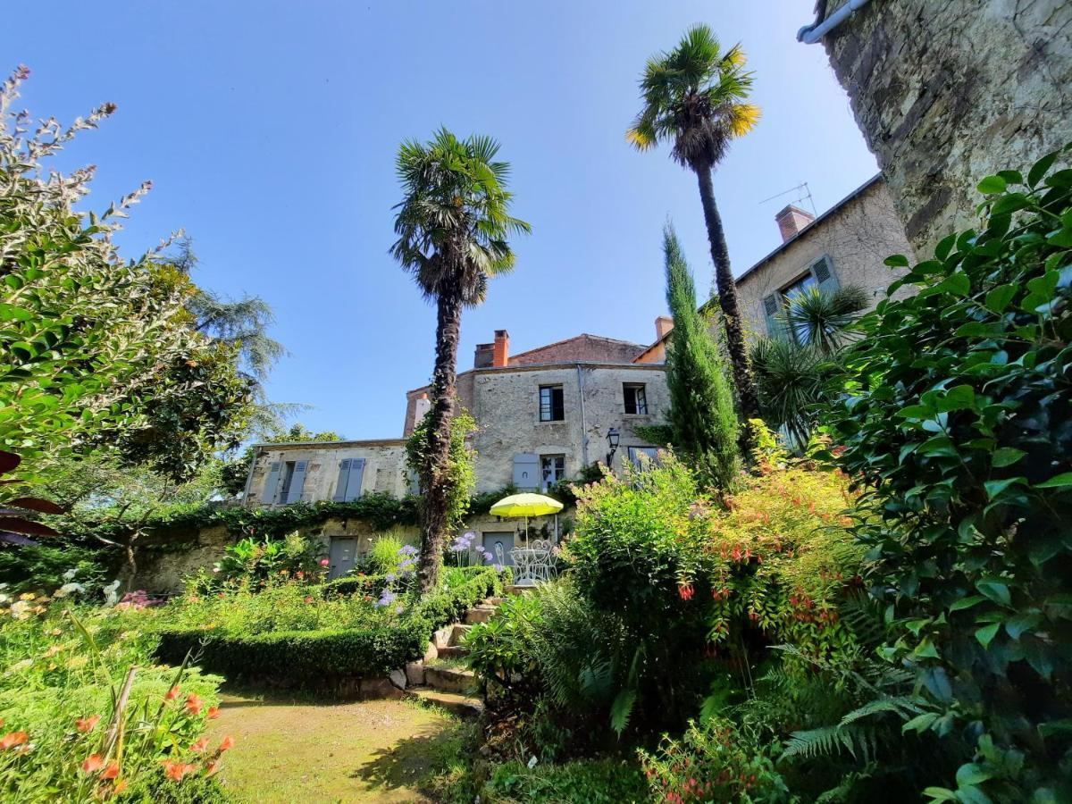 Les Cedres Bed & Breakfast Montaigu-Vendee Ngoại thất bức ảnh